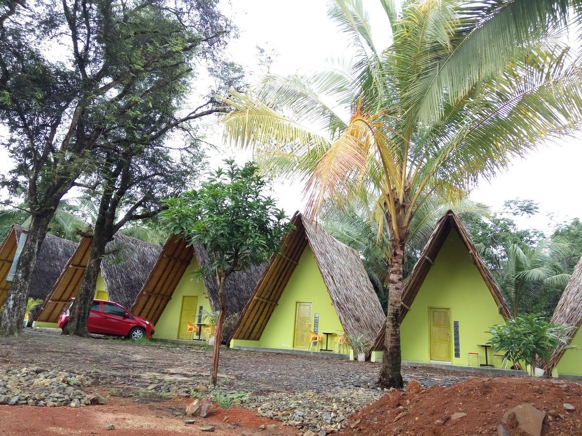Bunar Tunggal Villa N Resto Anyer Eksteriør bilde